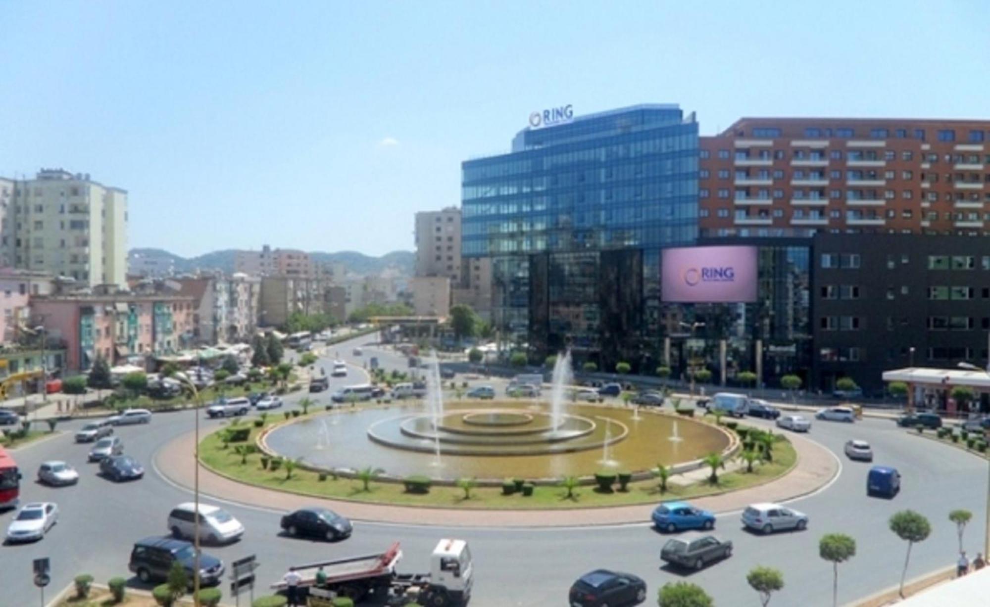 Albania Apartment Near Tirana City Center Double Or Twin Bed Exterior foto